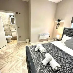 Lewisham Suites - Se6 Guest house London
